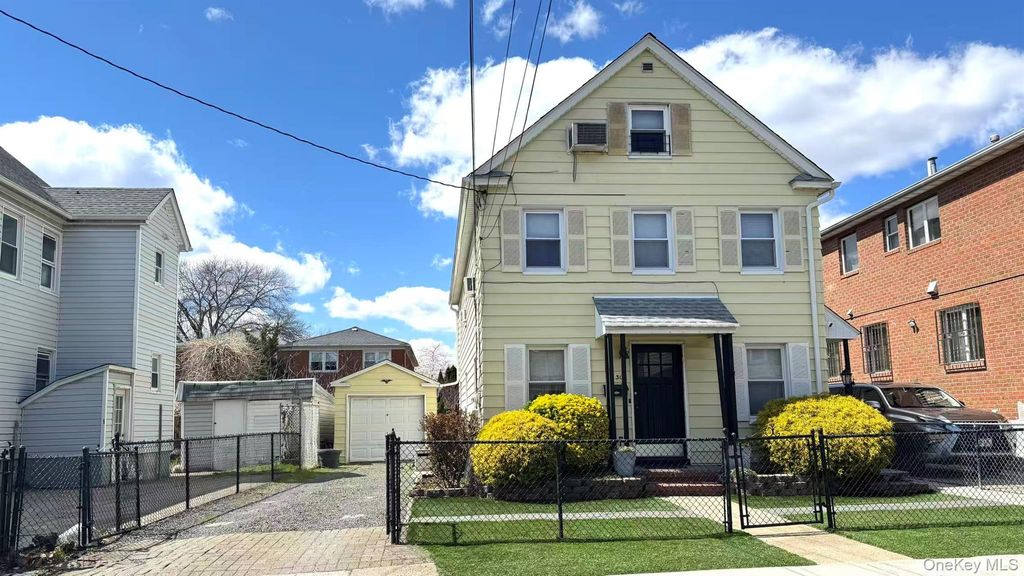 46-30 161st Street, Flushing, NY 11358