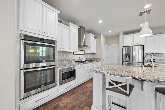 5081 Maestro Way, Roseville, CA 95747