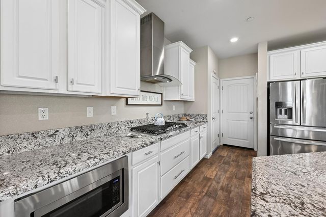 5081 Maestro Way, Roseville, CA 95747