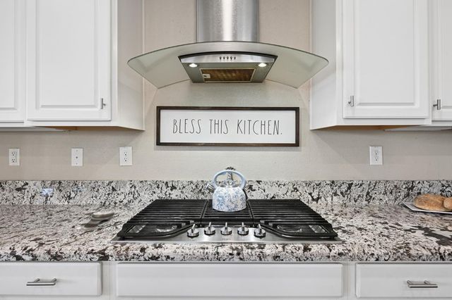 5081 Maestro Way, Roseville, CA 95747