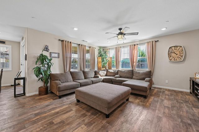 5081 Maestro Way, Roseville, CA 95747
