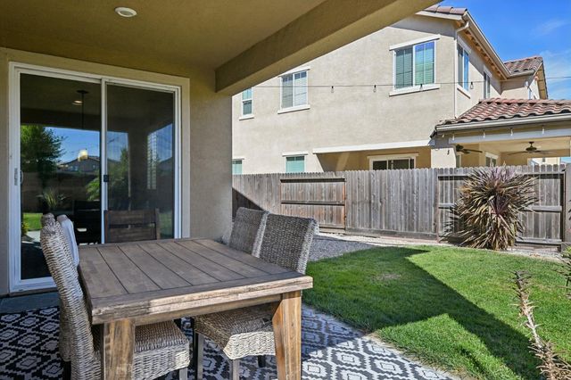 5081 Maestro Way, Roseville, CA 95747