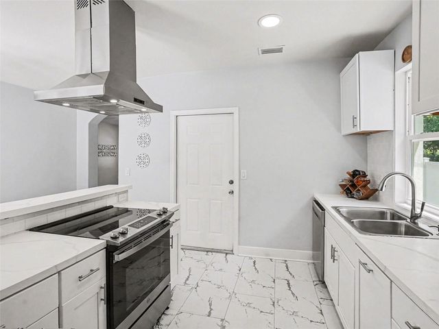 3954 S SANFORD AVENUE, Sanford, FL 32773