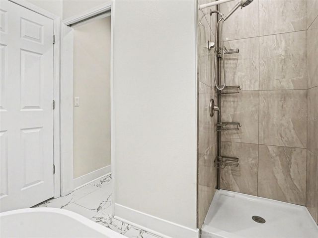 3954 S SANFORD AVENUE, Sanford, FL 32773