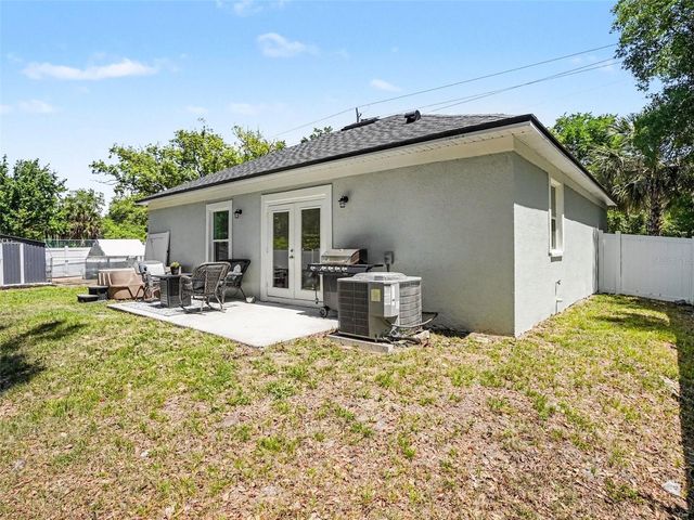 3954 S SANFORD AVENUE, Sanford, FL 32773