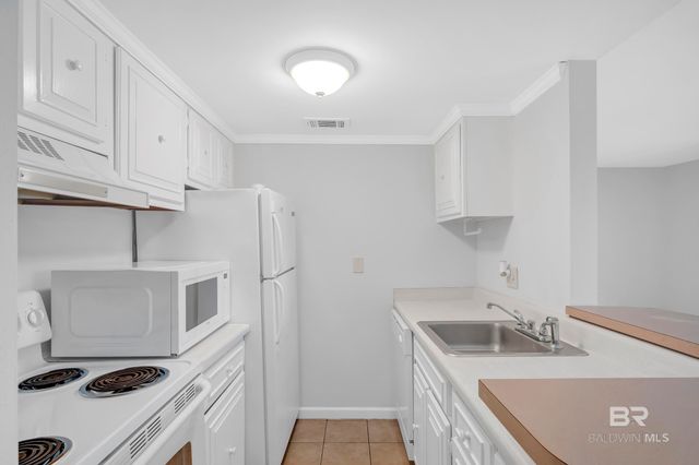 115 Golf Terrace E115, Daphne, AL 36526