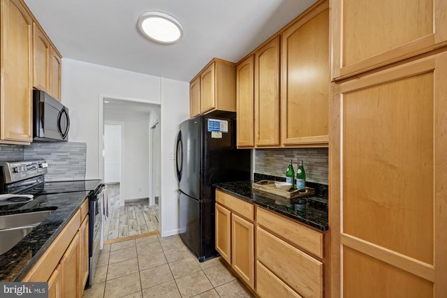 403 GRANDIN AVE, Rockville, MD 20850