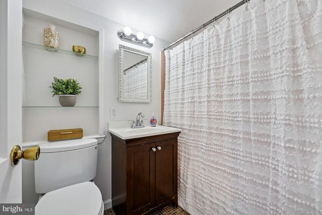 403 GRANDIN AVE, Rockville, MD 20850