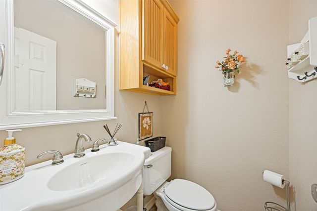 108 Texoma Terrace Road, Denison, TX 75020