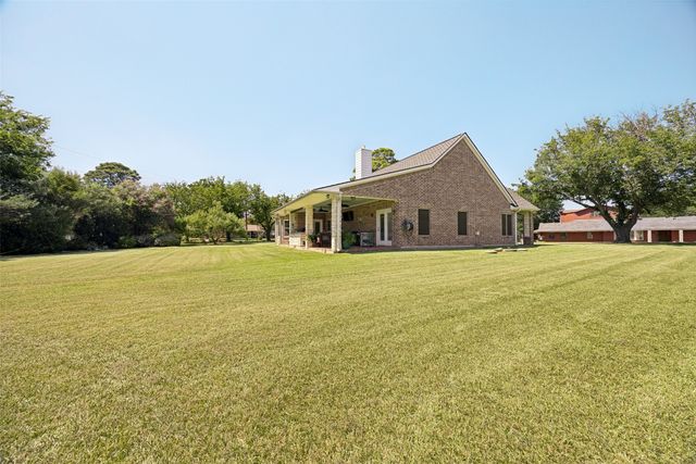 108 Texoma Terrace Road, Denison, TX 75020