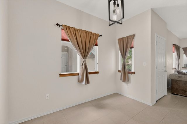 6800 Vista Del Norte Road NE 913, Albuquerque, NM 87113