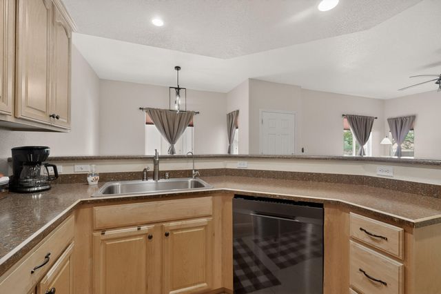 6800 Vista Del Norte Road NE 913, Albuquerque, NM 87113