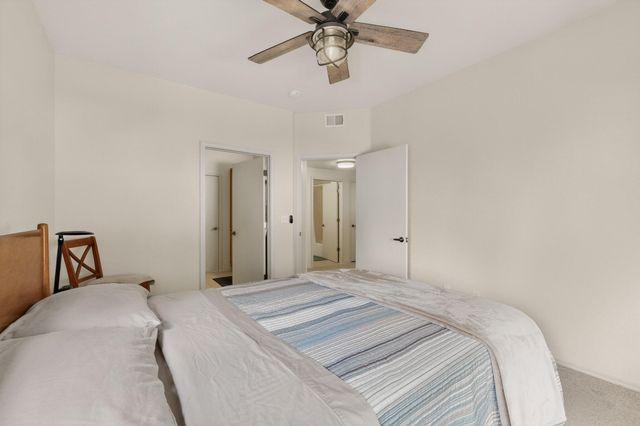 6800 Vista Del Norte Road NE 913, Albuquerque, NM 87113