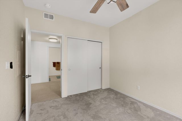 6800 Vista Del Norte Road NE 913, Albuquerque, NM 87113