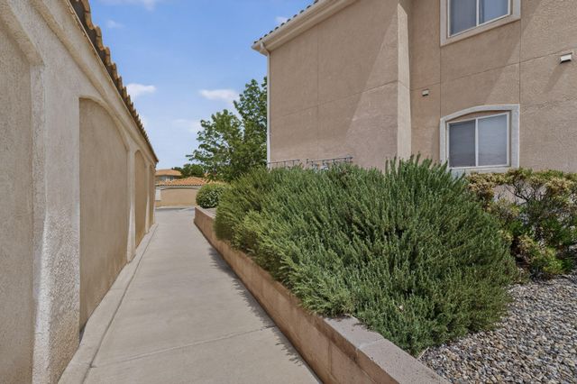 6800 Vista Del Norte Road NE 913, Albuquerque, NM 87113