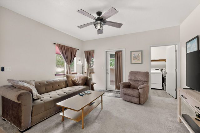 6800 Vista Del Norte Road NE 913, Albuquerque, NM 87113