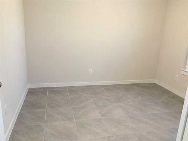 8606 Lake Groove Lane, Baytown, TX 77523