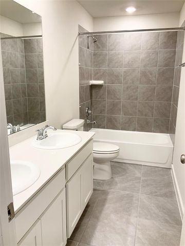 8606 Lake Groove Lane, Baytown, TX 77523