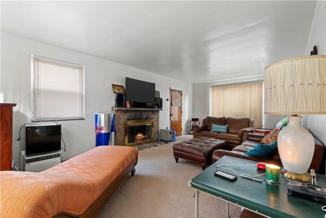 500 Thompson Ave, Clairton, PA 15025