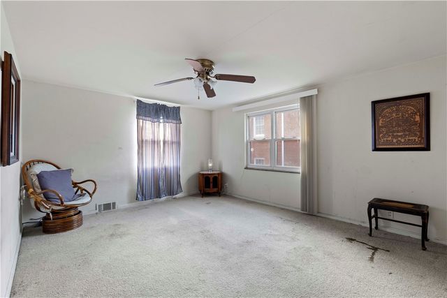 500 Thompson Ave, Clairton, PA 15025