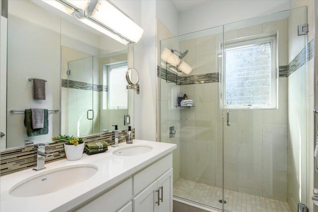 6 Barneson Avenue, San Mateo, CA 94402