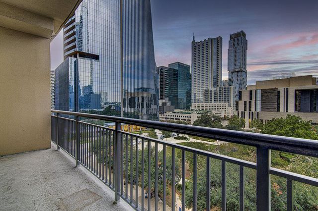 311 W 5TH ST 703, Austin, TX 78701