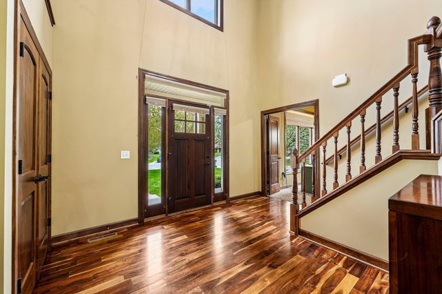 18658 Ponderosa Court, Eden Prairie, MN 55347