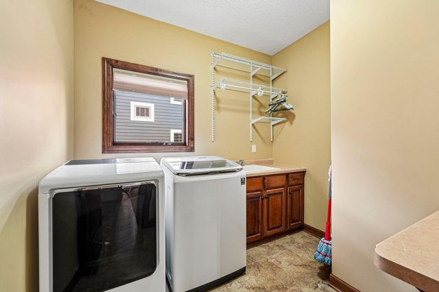 18658 Ponderosa Court, Eden Prairie, MN 55347