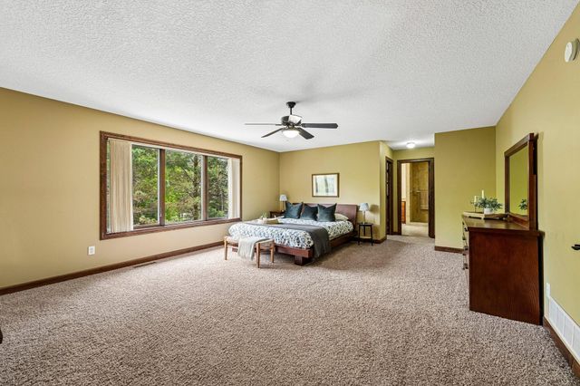 18658 Ponderosa Court, Eden Prairie, MN 55347