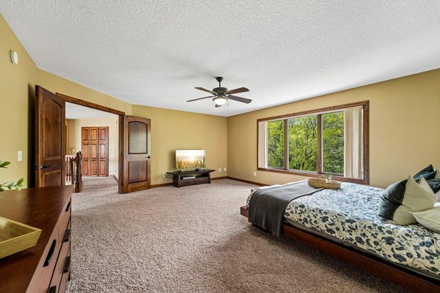 18658 Ponderosa Court, Eden Prairie, MN 55347