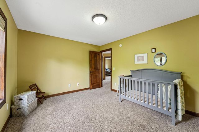 18658 Ponderosa Court, Eden Prairie, MN 55347