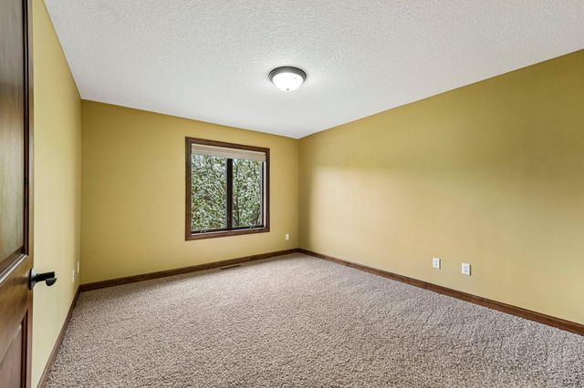 18658 Ponderosa Court, Eden Prairie, MN 55347