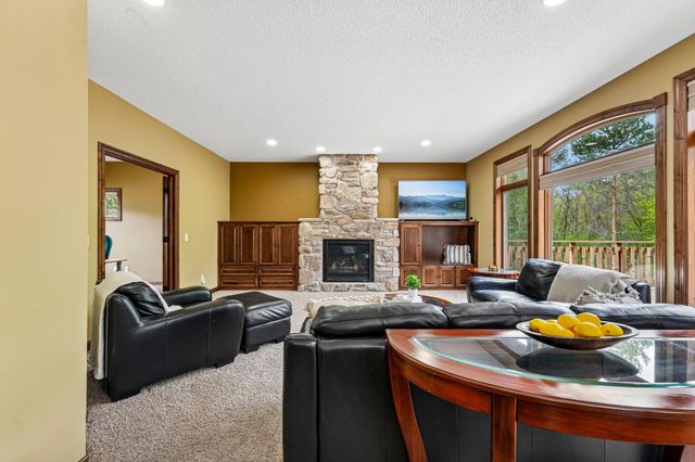 18658 Ponderosa Court, Eden Prairie, MN 55347