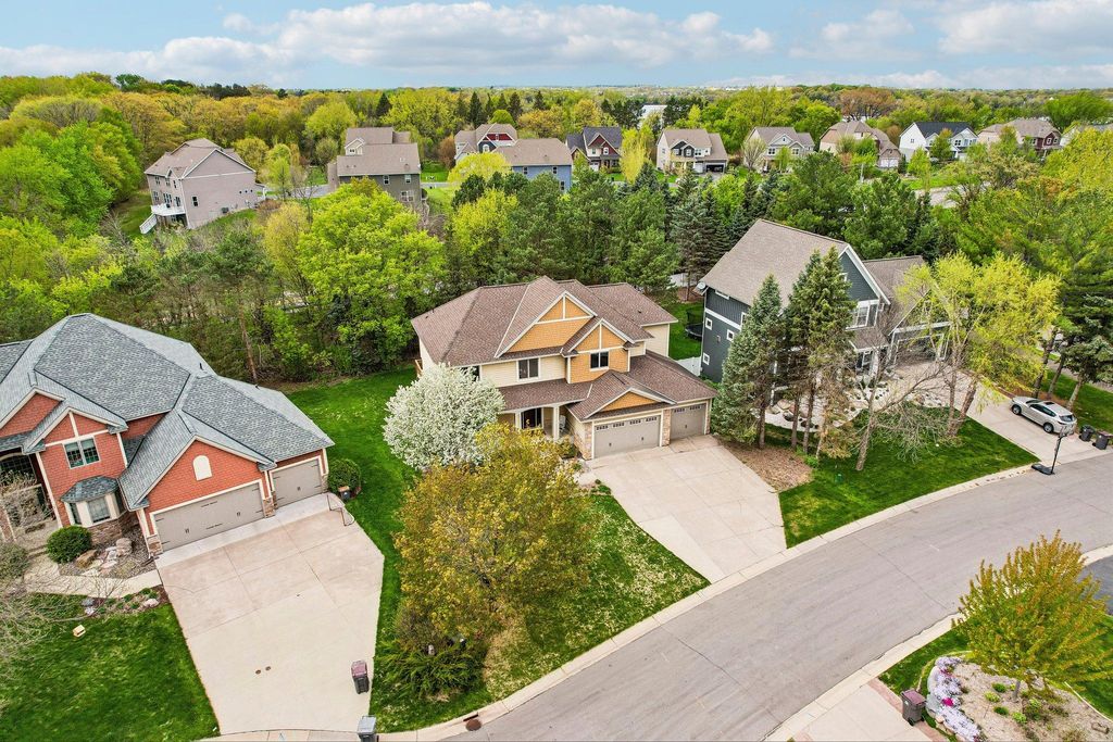 18658 Ponderosa Court, Eden Prairie, MN 55347 — photo 2