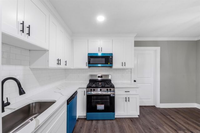 2616 Windsor Lane, Pasadena, TX 77506