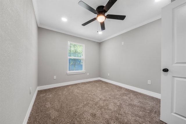 2616 Windsor Lane, Pasadena, TX 77506