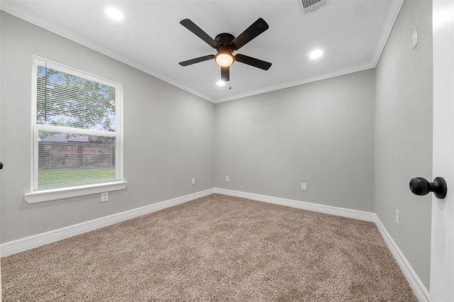 2616 Windsor Lane, Pasadena, TX 77506