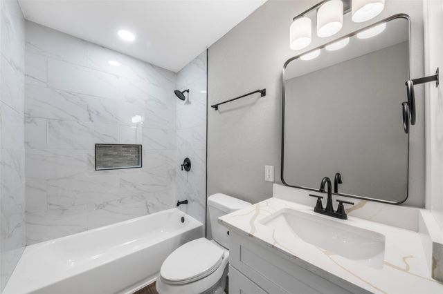 2616 Windsor Lane, Pasadena, TX 77506