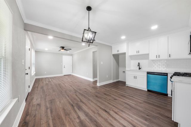 2616 Windsor Lane, Pasadena, TX 77506