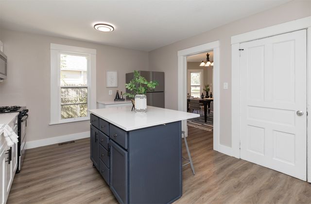 400 4th Street SE, Altoona, IA 50009