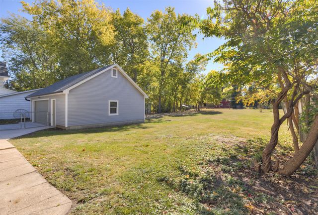 400 4th Street SE, Altoona, IA 50009