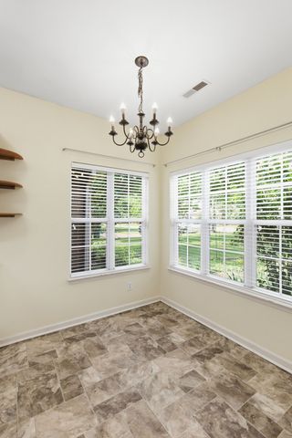 2646 Churchill Dr, Thompsons Station, TN 37179