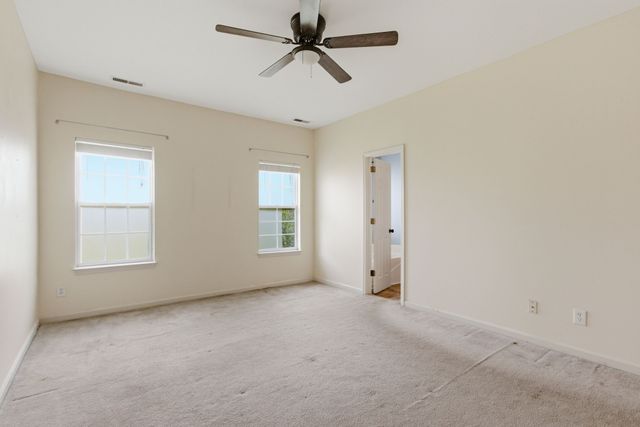 2646 Churchill Dr, Thompsons Station, TN 37179