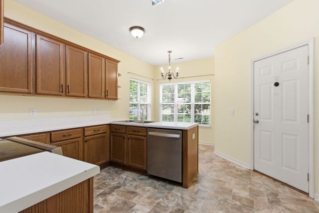 2646 Churchill Dr, Thompsons Station, TN 37179