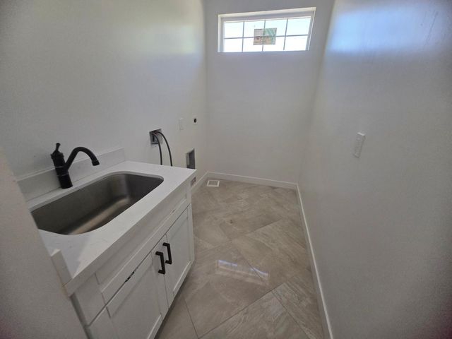 13736 W Maryland Avenue, Litchfield Park, AZ 85340