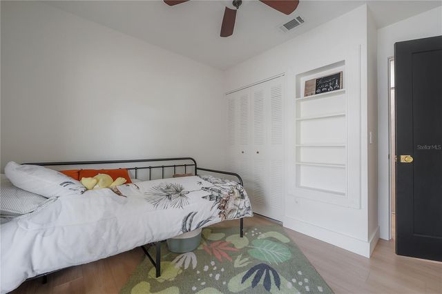 4709 GLENAIRE COURT, Tampa, FL 33624