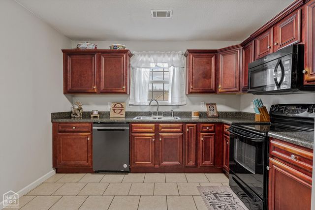 148 County Road 418, Jonesboro, AR 72404