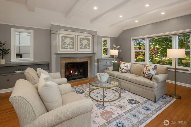 4720 NE 47th Street, Seattle, WA 98105