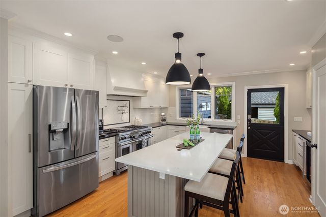 4720 NE 47th Street, Seattle, WA 98105