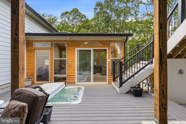 659 WATERSIDE DRIVE, Harpers Ferry, WV 25425
